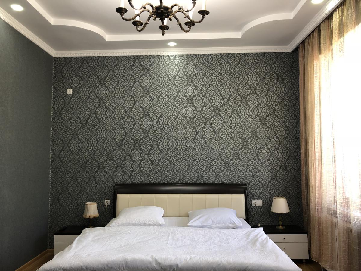 Guest House Tasunia Кутаїсі Екстер'єр фото