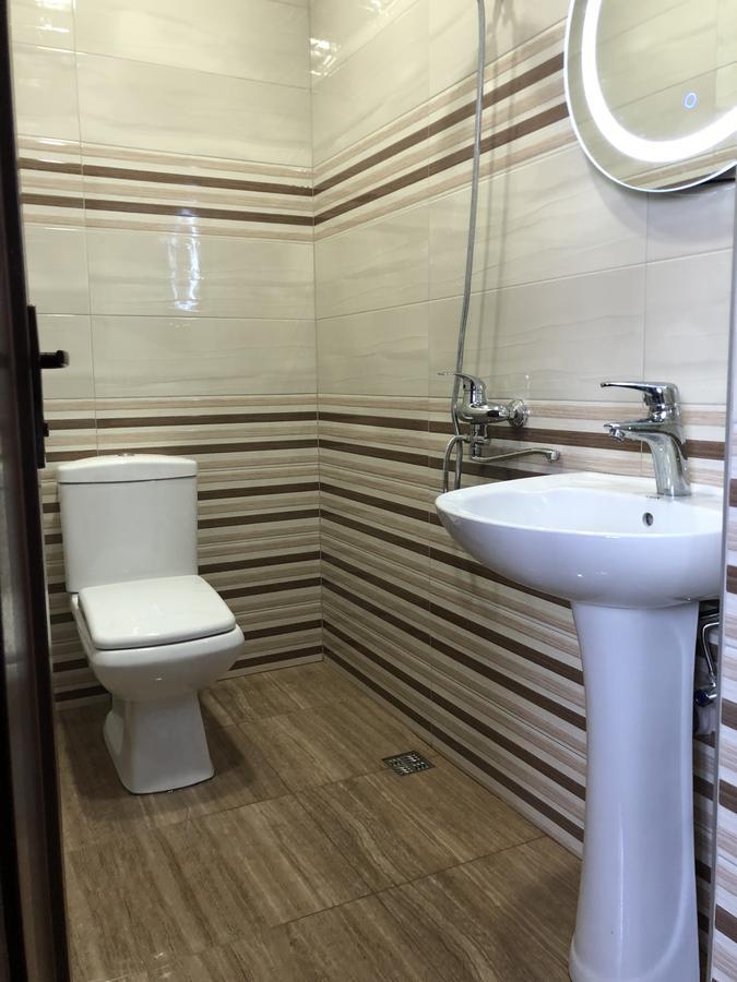 Guest House Tasunia Кутаїсі Екстер'єр фото