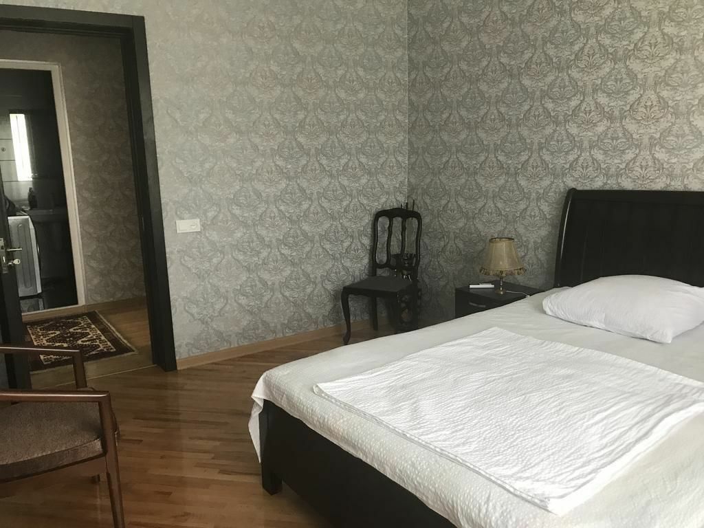 Guest House Tasunia Кутаїсі Екстер'єр фото